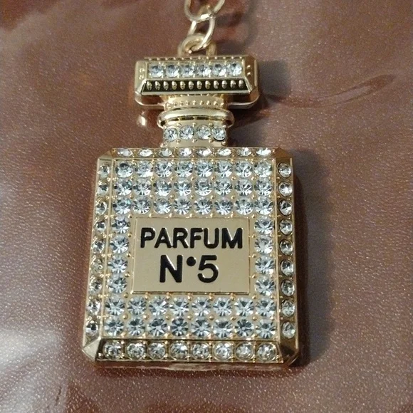 NWOT JEWELRY - Picture 3 of 4